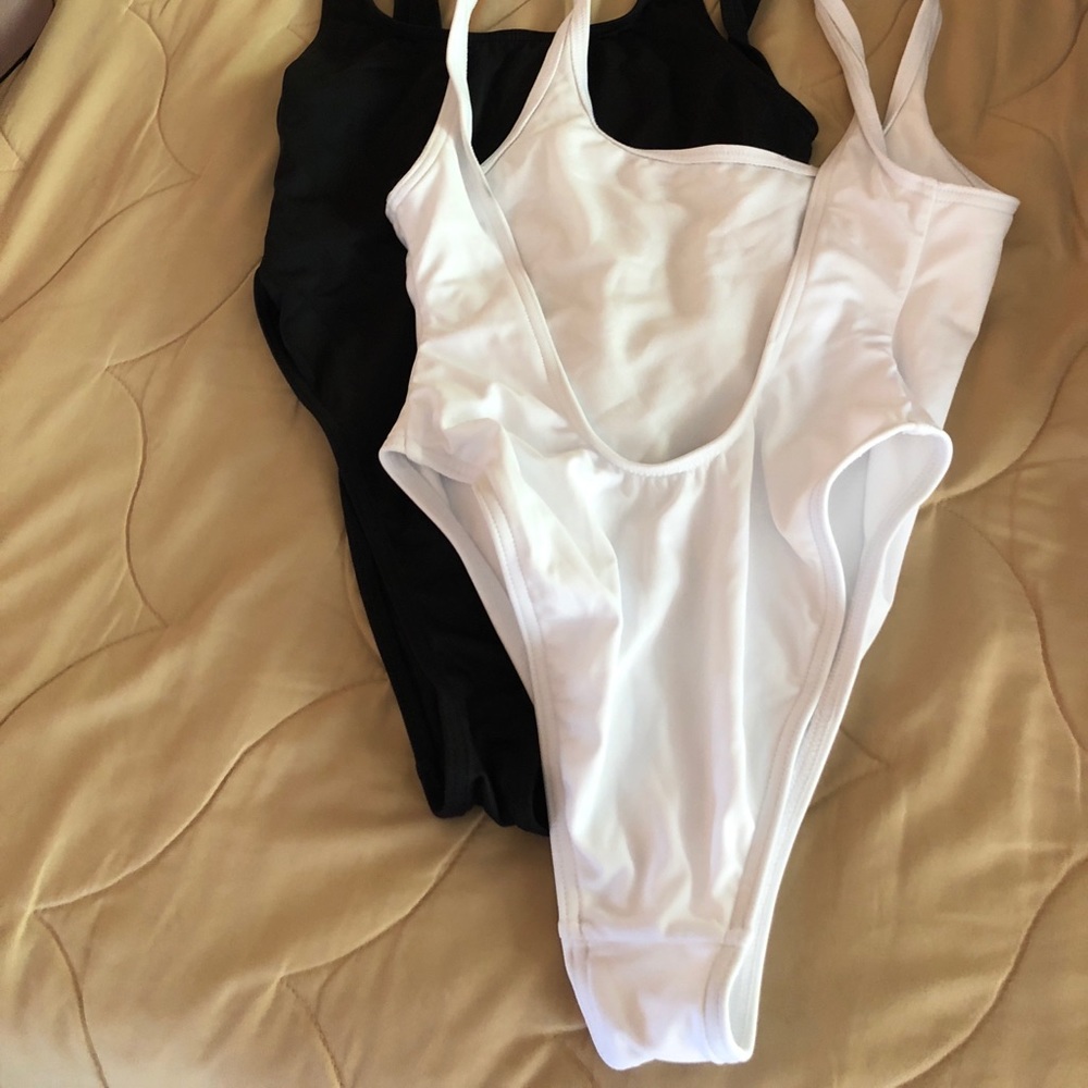 ASOS High leg, plunged, low back 80’s style swim